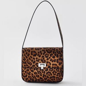 NWT! Kimchi Blue Mae Cheetah Print Shoulder Bag